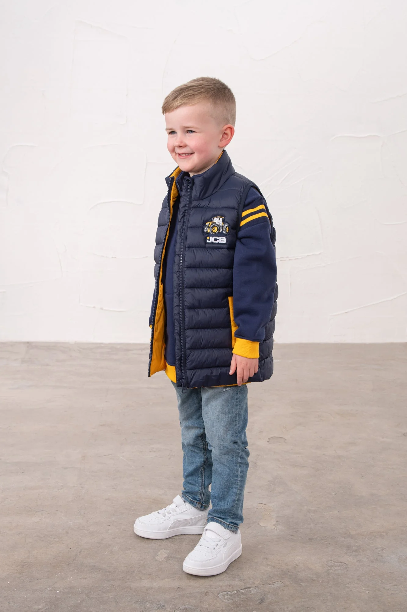 Abel Gilet - JCB - Image 3