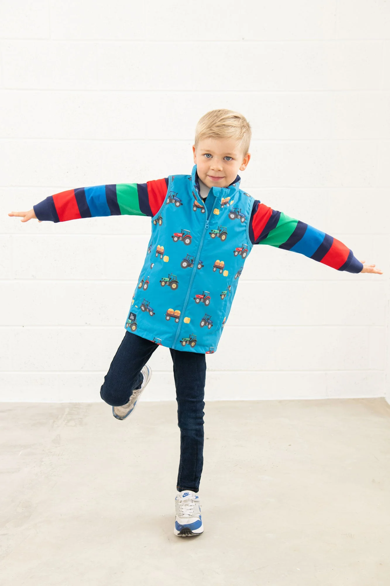 Alex Gilet  - New Blue Tractor - Image 3