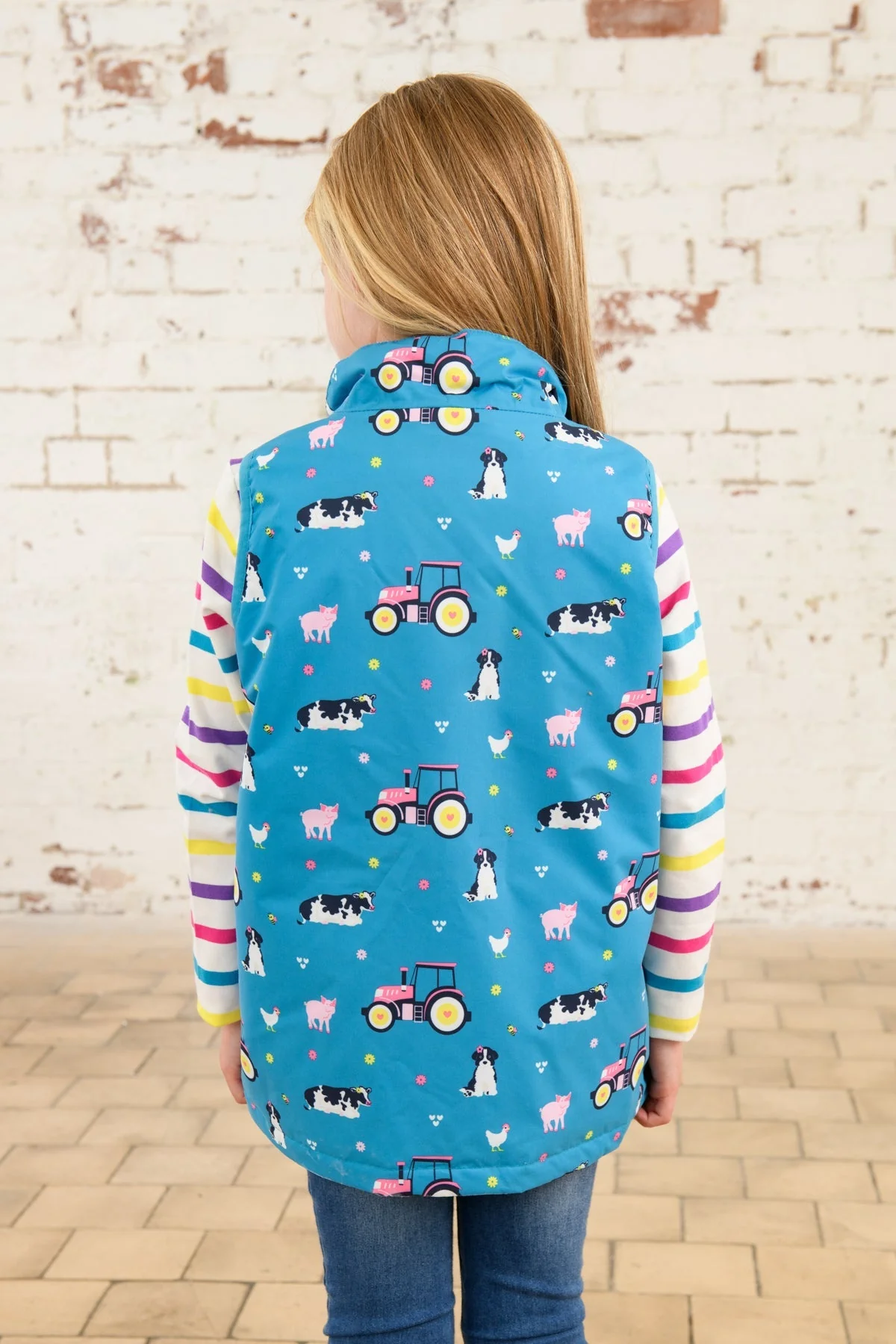 Alex Gilet - Teal Farm Print - Image 4
