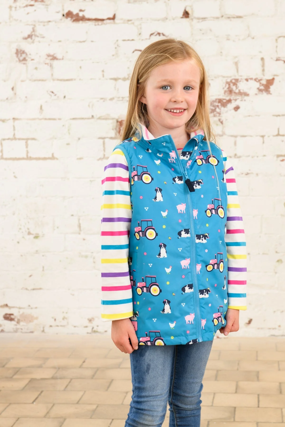 Alex Gilet - Teal Farm Print - Image 5