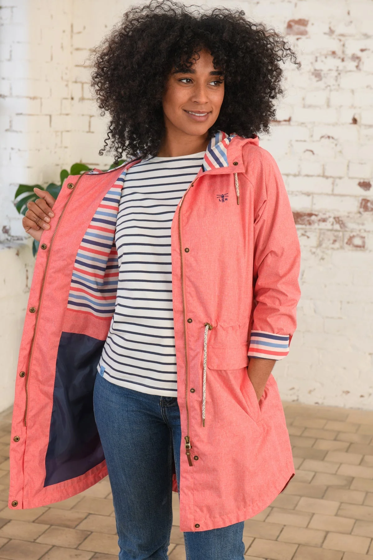 Alice Jacket  - Coral - Image 3