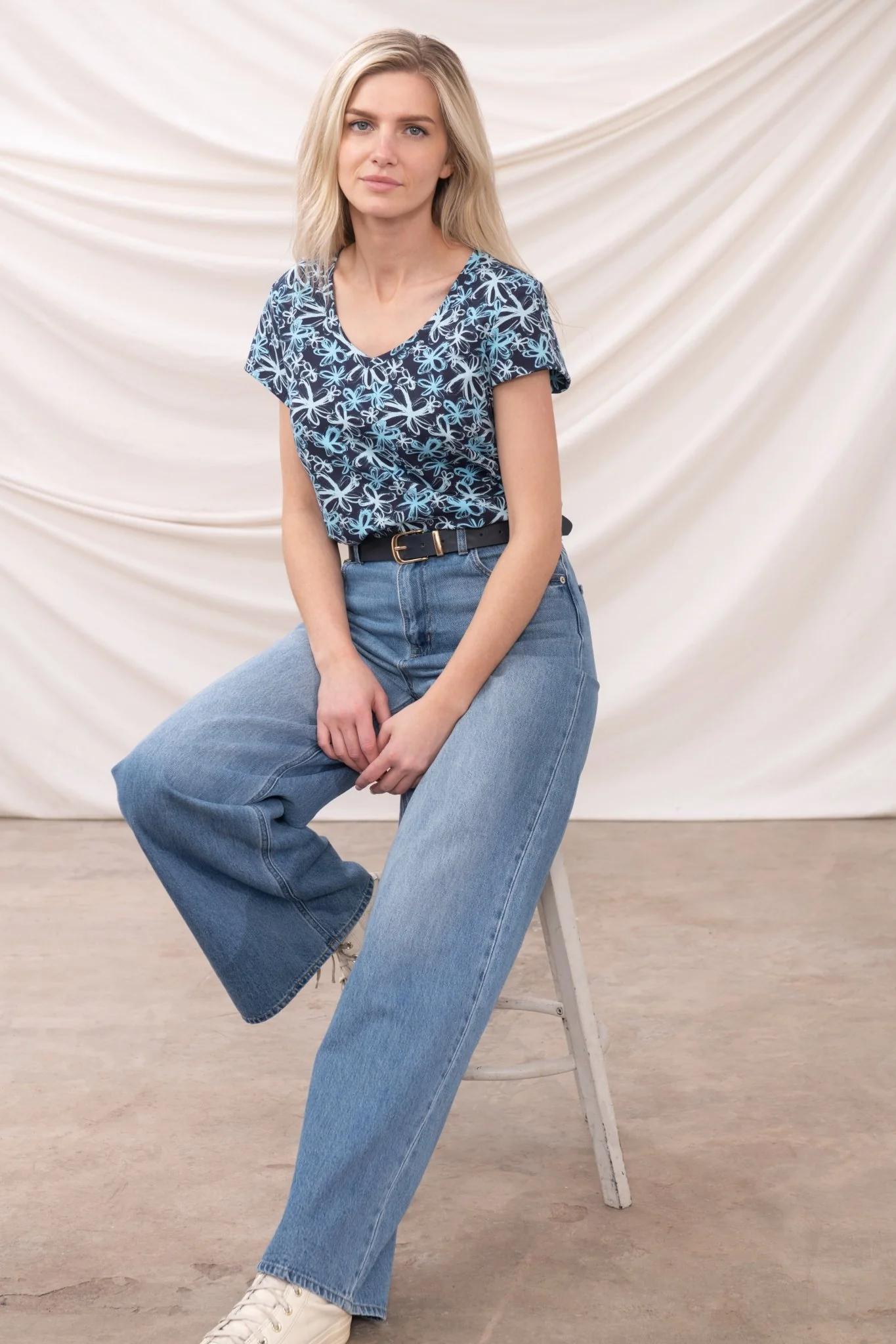 Ariana Tee - Navy Floral - Image 4