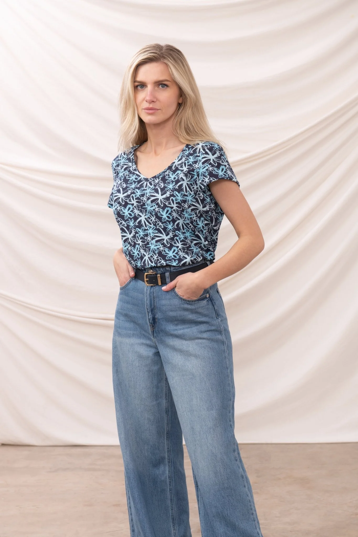Ariana Tee - Navy Floral - Image 5