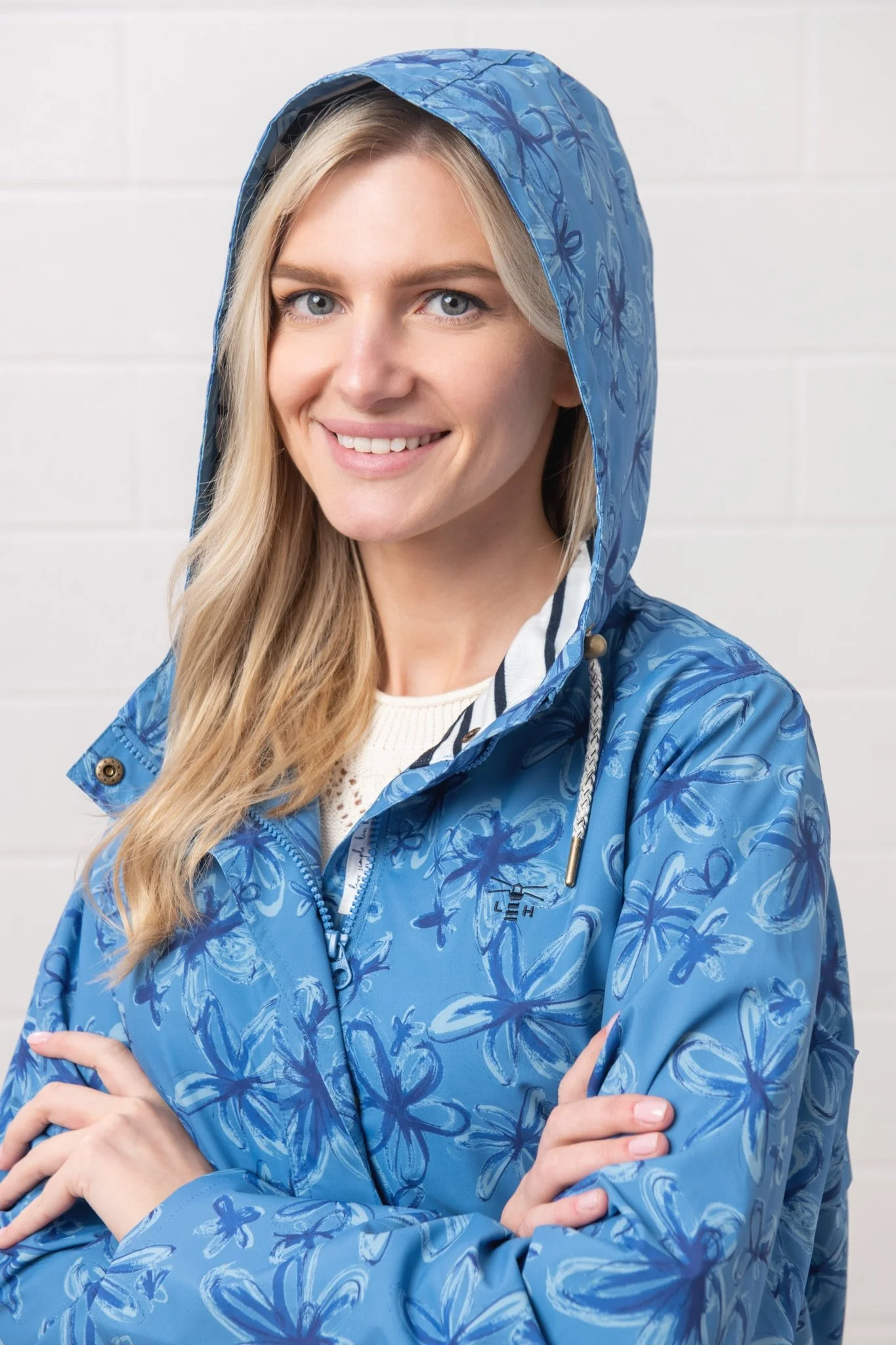 Long Beachcomber Jacket - Marine Blue Floral - Image 3