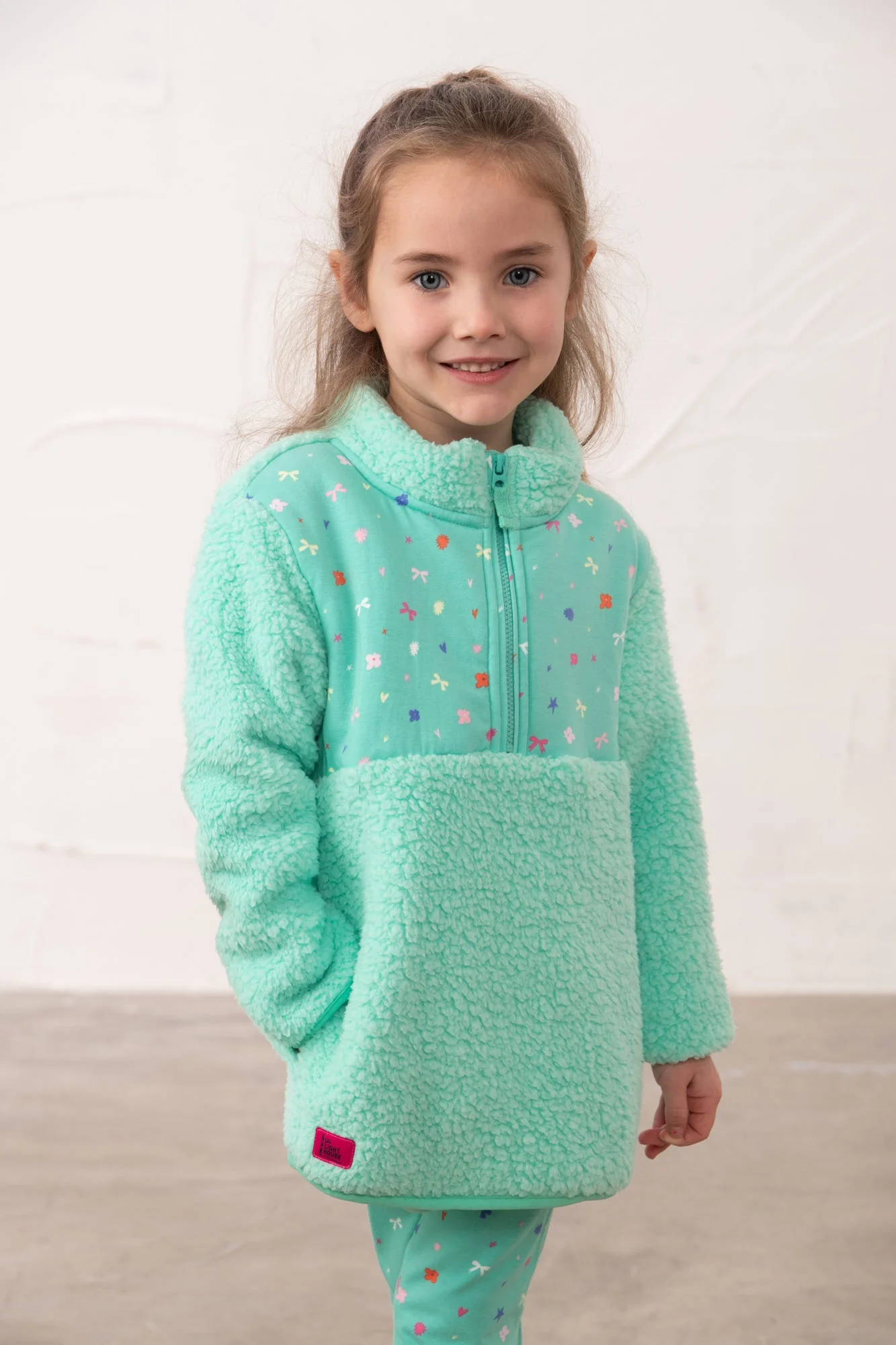 Cassie Fleece - Tiffany - Image 3