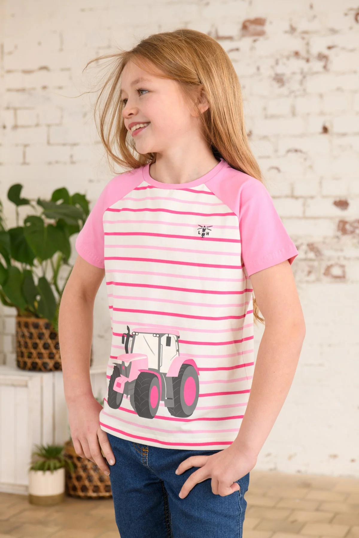 Causeway Short Sleeve - Sweet Pea Tractor - Image 5