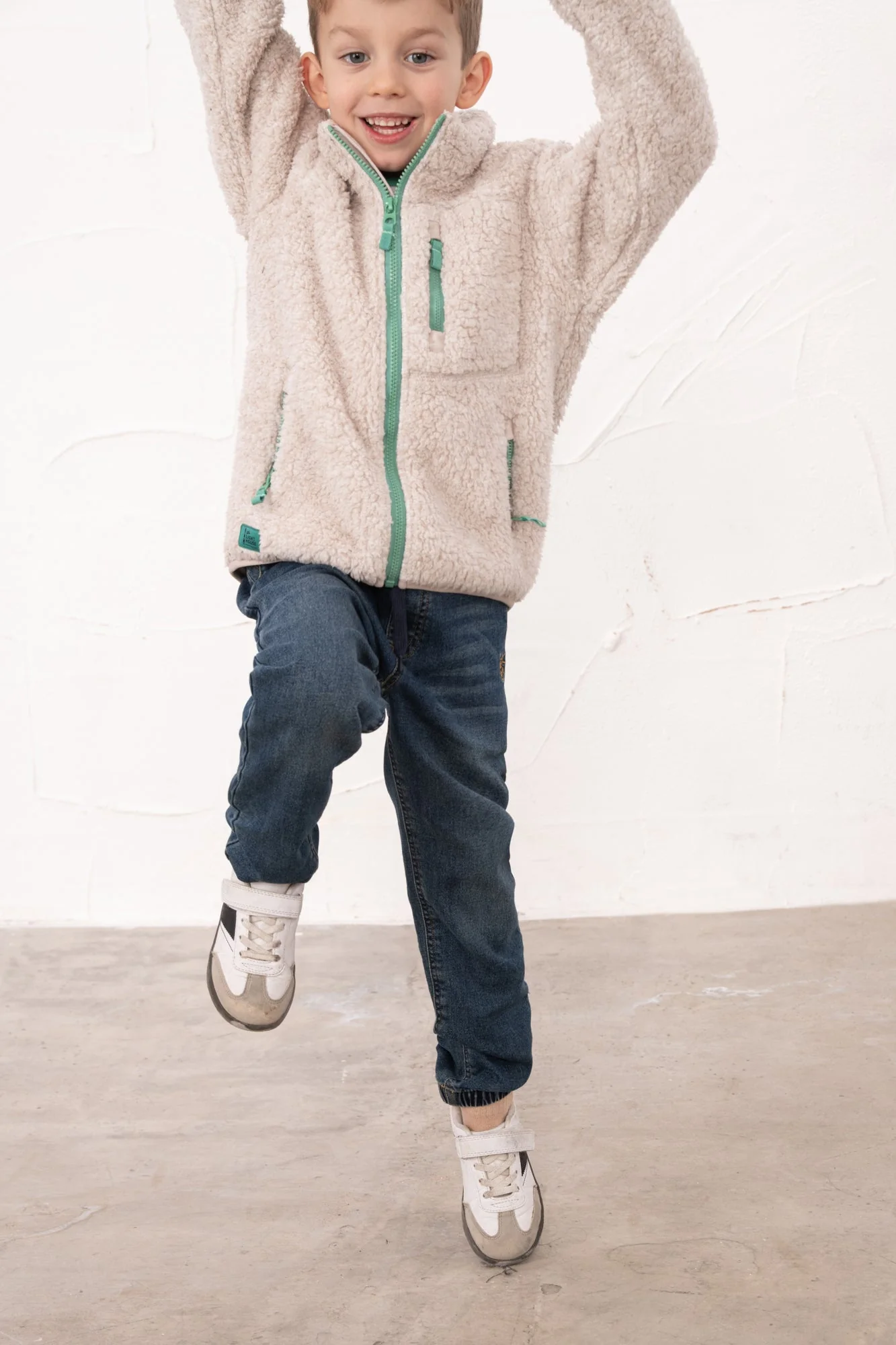 Kian Fleece - Irish Cream - Image 4