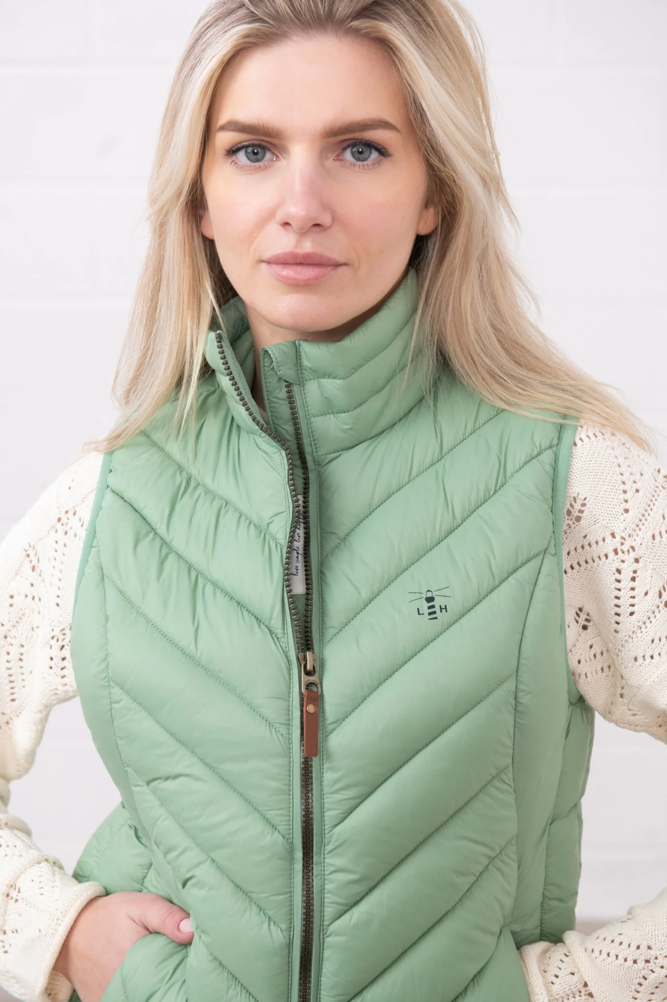 Laurel Gilet - Soft Sage - Image 3