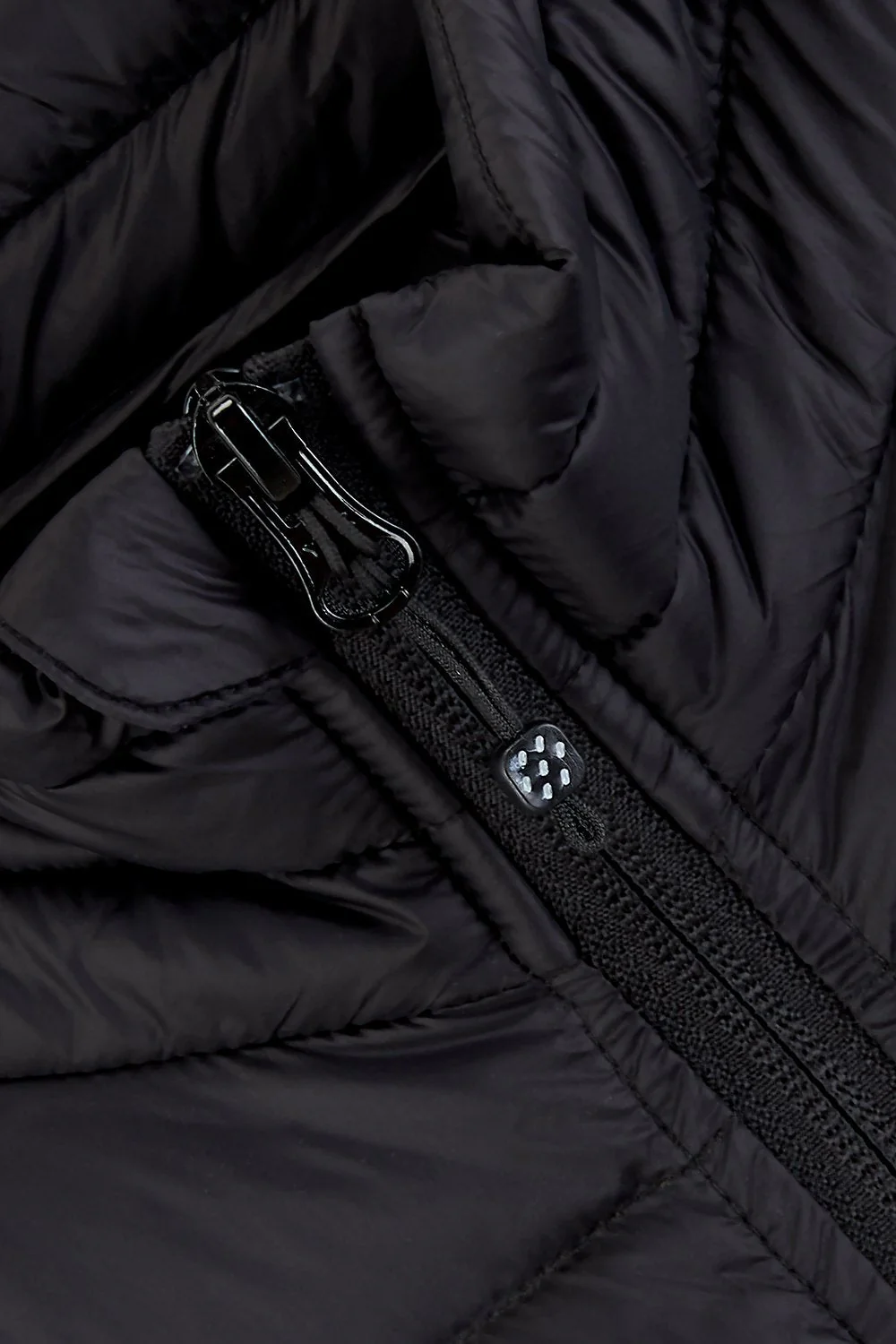 Alpine Mens Down Gilet - Jet Black - Image 7