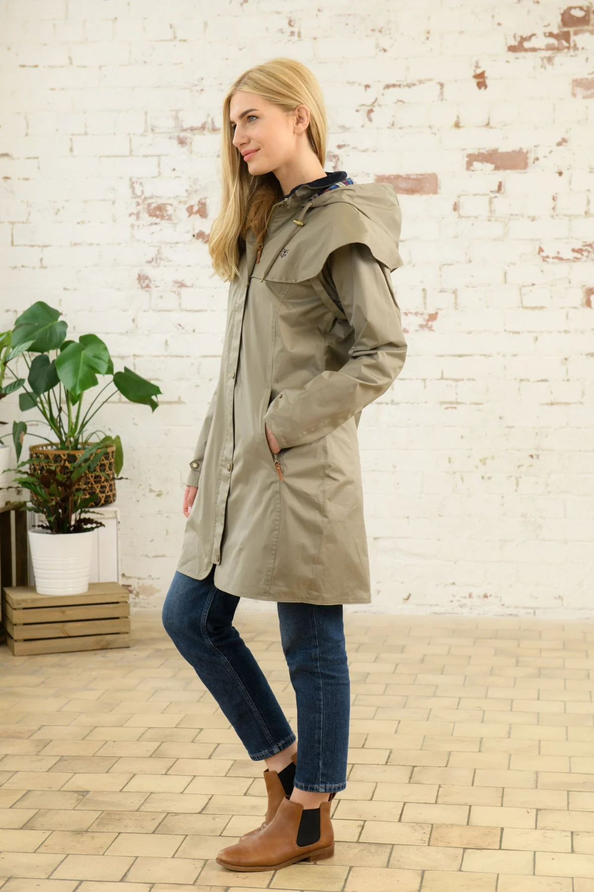 Outrider 3/4 Length Waterproof Raincoat - Fawn - Image 3