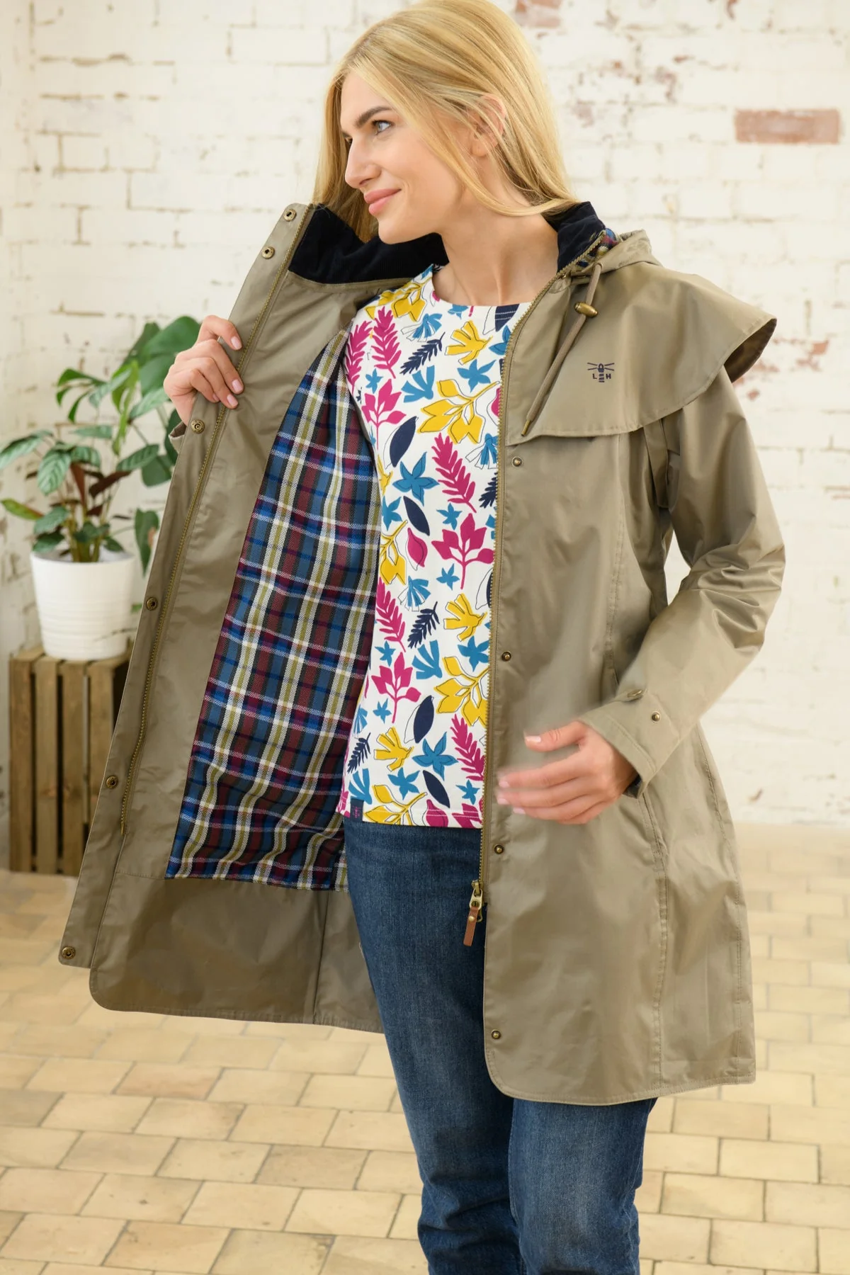 Outrider 3/4 Length Waterproof Raincoat - Fawn - Image 6