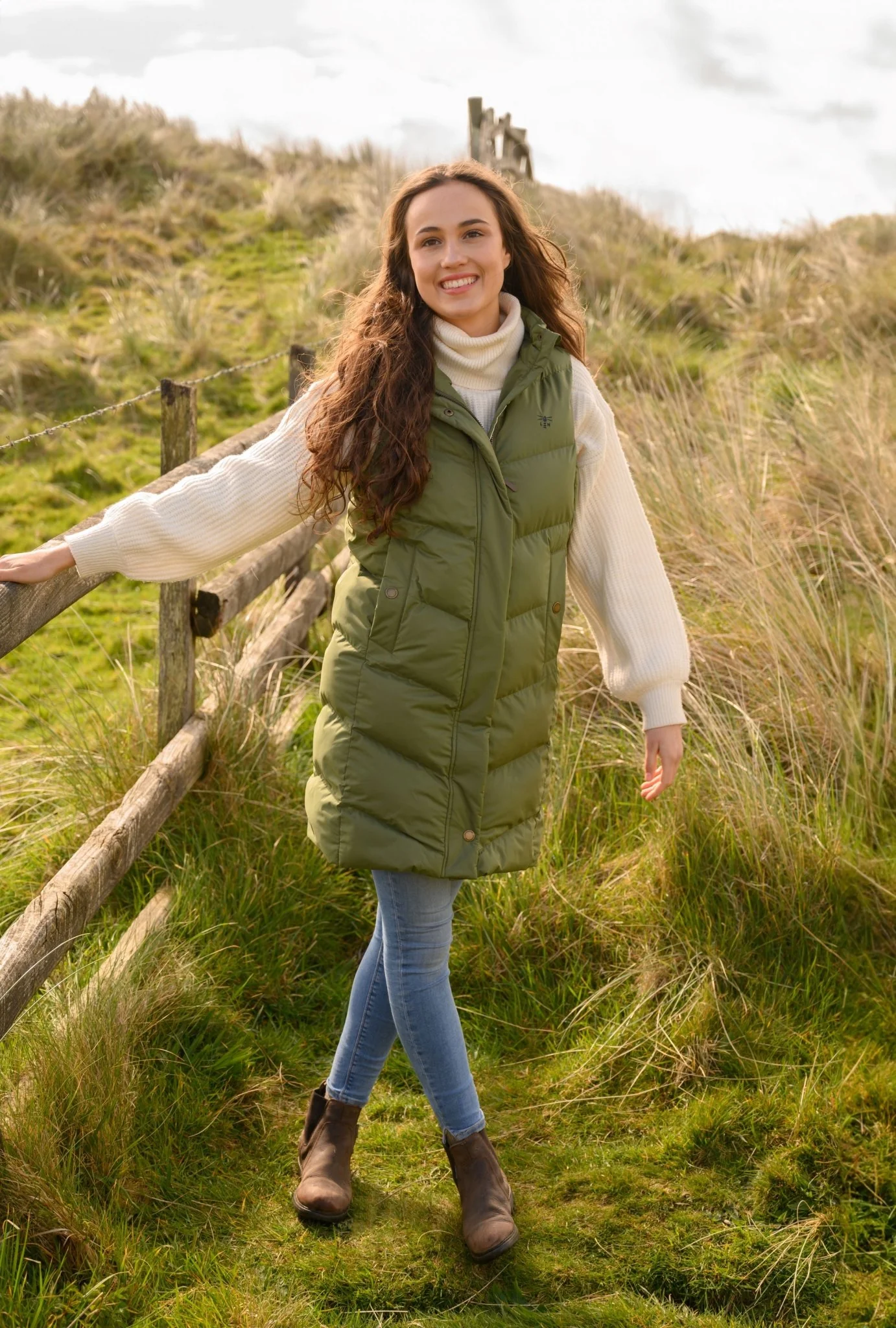 Savannah Long Gilet - Olive - Image 10