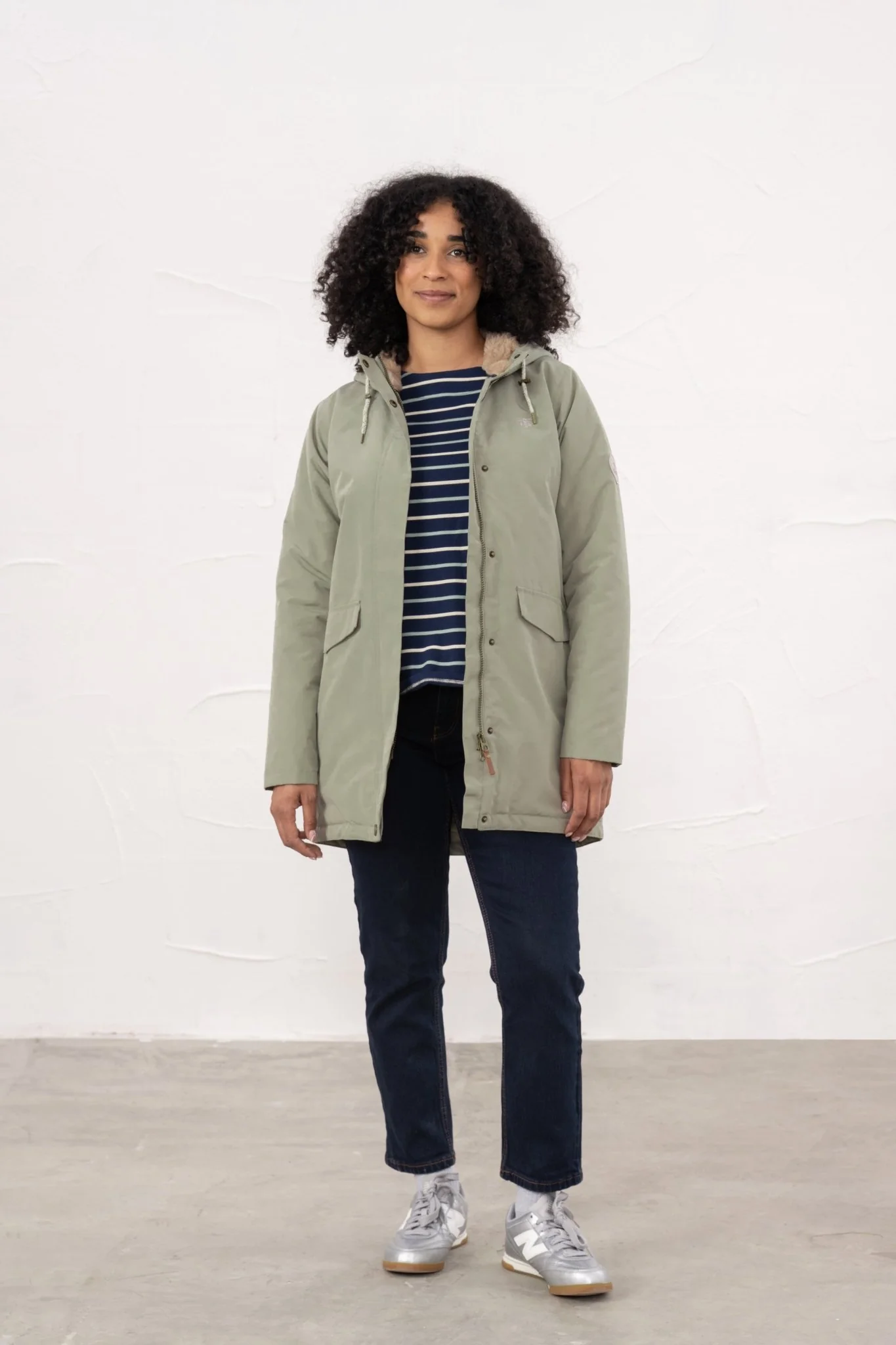 Scarlet Coat - Brushwood - Image 5