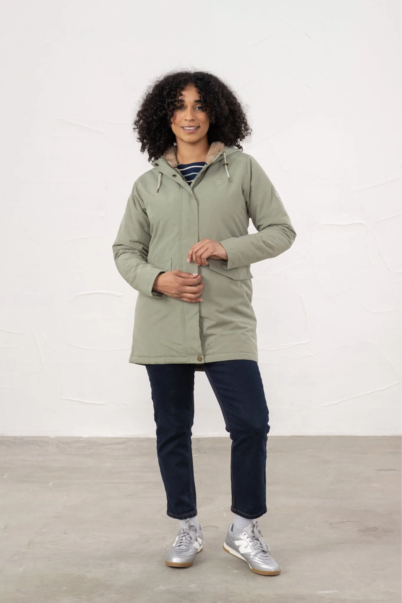 Scarlet Coat - Brushwood - Image 7